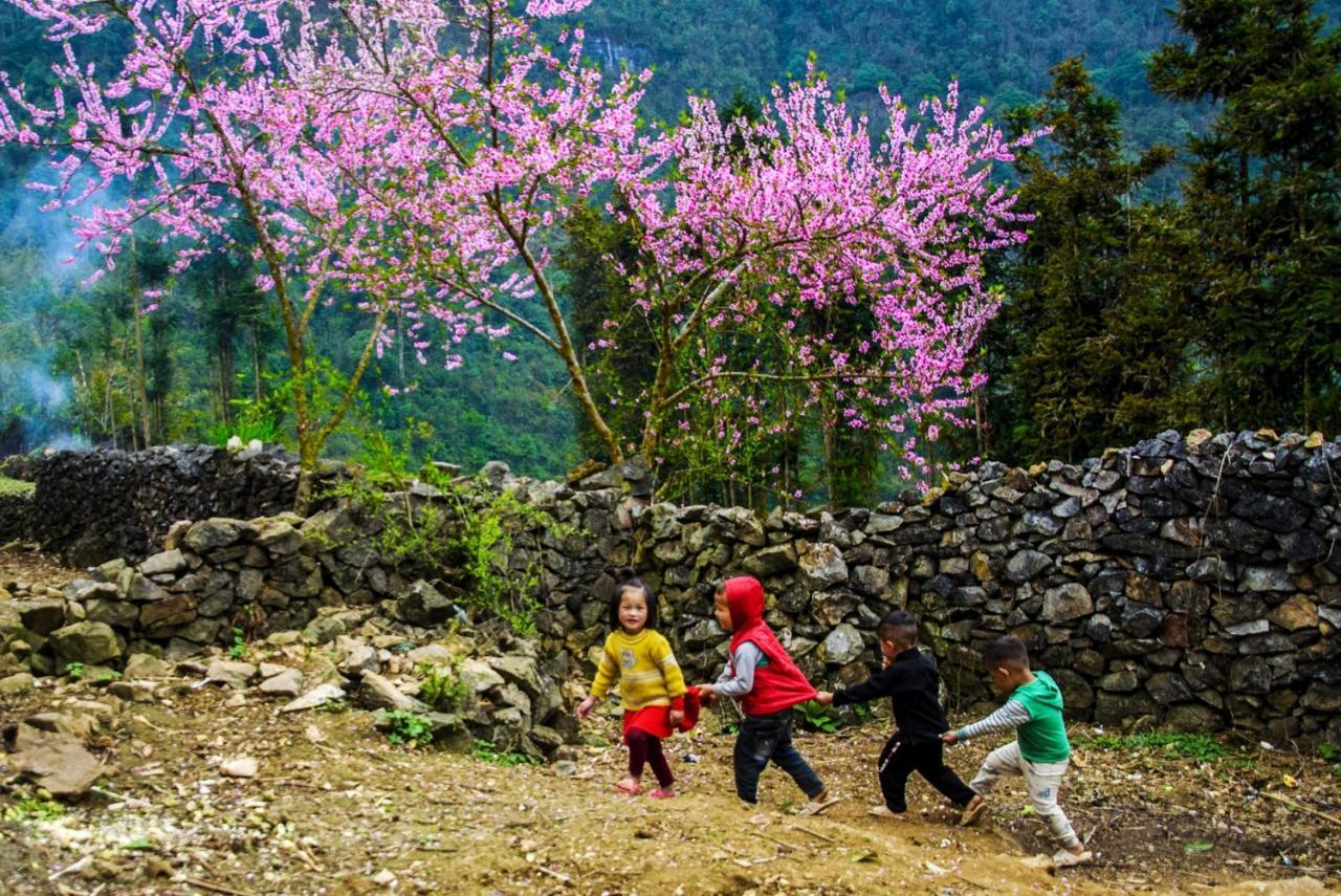 فندق Nha Nghi T&T دونغ فان المظهر الخارجي الصورة